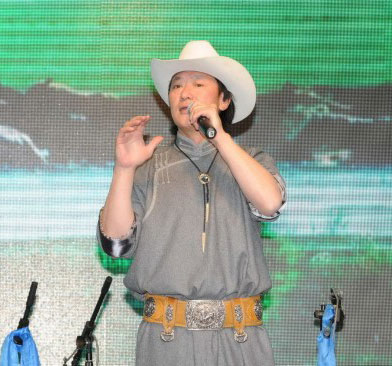 缅怀﹗《吉祥三宝》作者布仁巴雅尔去世 愿歌