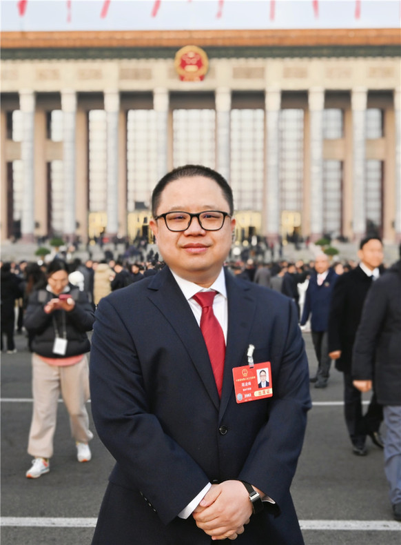 代表委员会客厅 | 蒋凌峰代表：加大科技创新投入 助力生物医药领域高质量发展